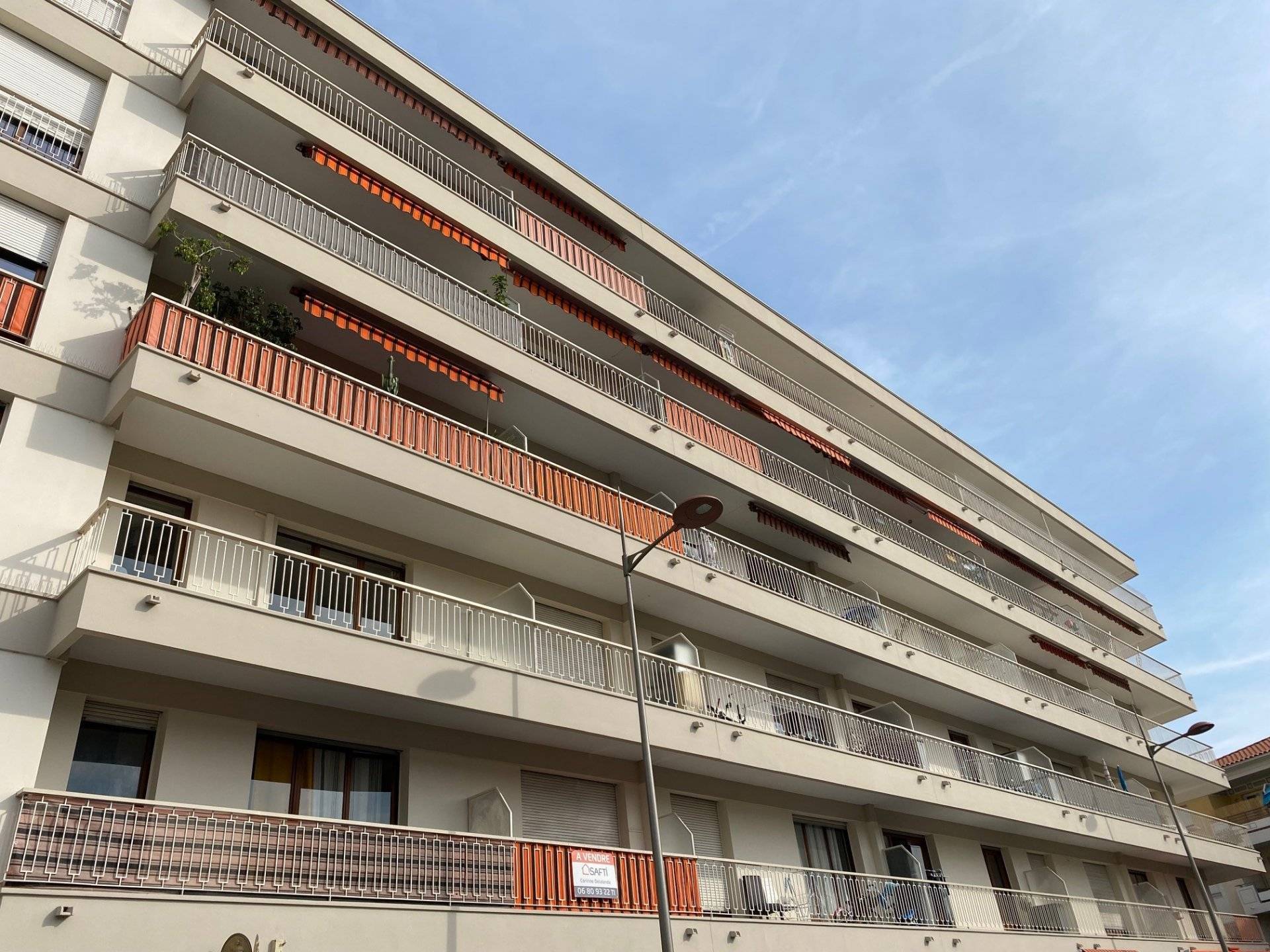 Rental Apartment Saint-Laurent-du-Var